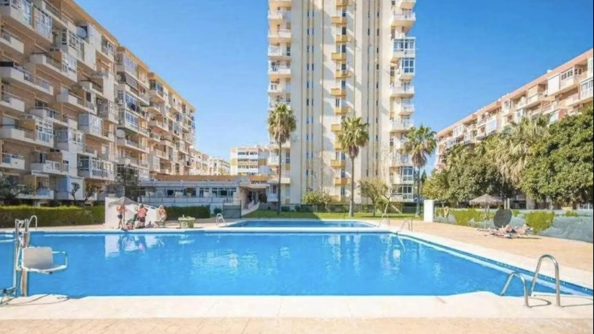 Apartment 797 Holiday Rentals - Equipado Estudio Cerca Del Parque La Paloma Benalmádena